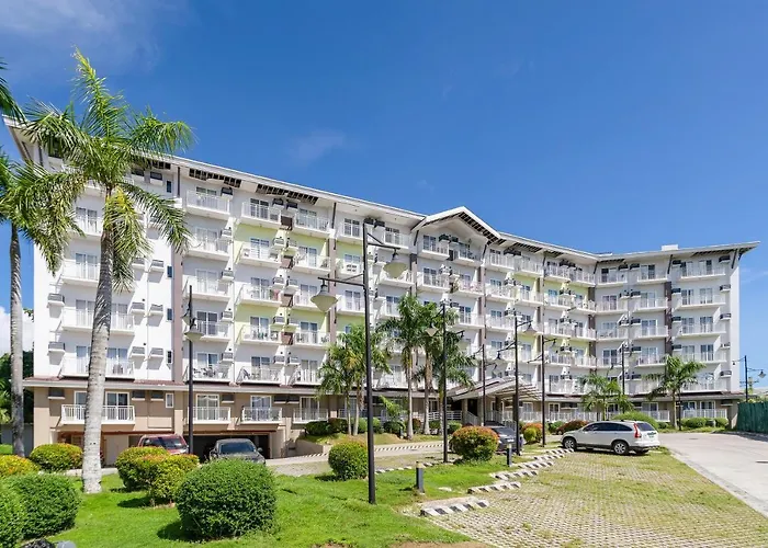 Amani 712b, 3 Minutes To Airport,with Gym & Pool,200mbps Wifi,free Netflix