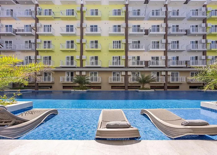Amani 712b, 3 Minutes To Airport,with Gym & Pool,200mbps Wifi,free Netflix