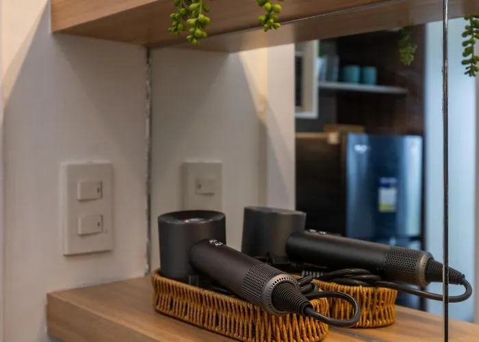 Amani 712b, 3 Minutes To Airport,with Gym & Pool,200mbps Wifi,free Netflix